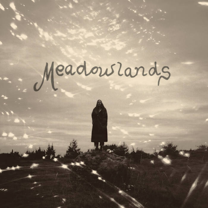 Moon Mother - Κριτική για το Meadowlands