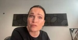 Να γιατί η Tarja Turunen περίμενε μέχρι τώρα για να κυκλοφορήσει το νέο της αριστούργημα «Frisson Noir»