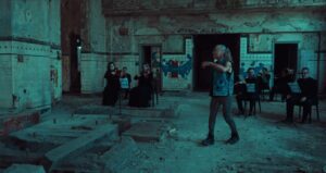Ο Bruce Dickinson Κυκλοφορεί το Νέο Μουσικό Βίντεο για το «Tears Of The Dragon»