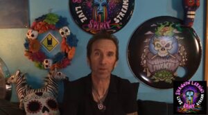 Ο πρώην ντράμερ των GODSMACK, Shannon Larkin, κατηγορεί τον Nikki Sixx για φερόμενα backing tracks