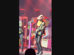 Οι ZZ TOP επέστρεψαν στη σκηνή για πρώτη φορά μετά τον θάνατο του Frank Beard (Βίντεο)