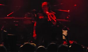 Ο frontman των ABBATH κατέβηκε από τη σκηνή και τερματίζει τη συναυλία του στη Φινλανδία μετά από μόλις δύο λεπτά (Βίντεο)