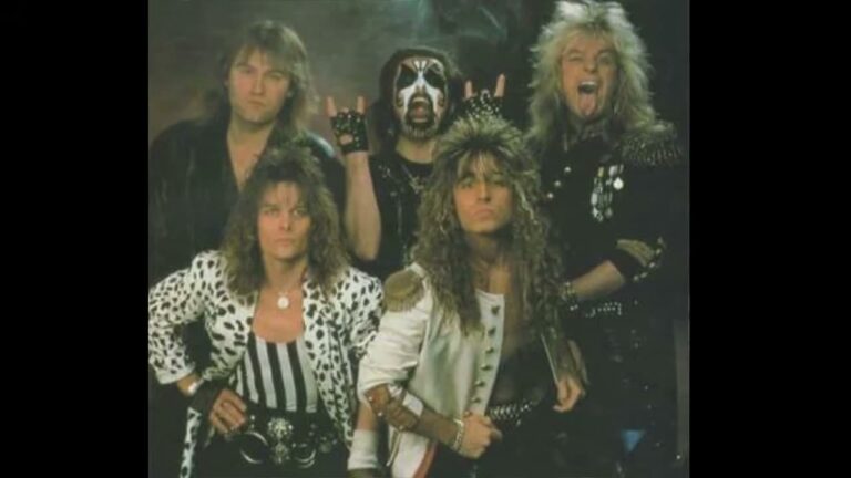 Ο King Diamond με την μπάντα του σε φωτογραφία των 80s