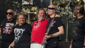 Sammy Hagar: «Τελείωσα με το να είμαι ο τύπος των Van Halen»